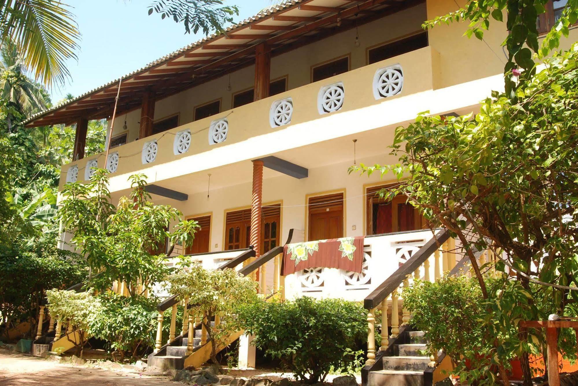 Dinu'S Resort Talaramba Экстерьер фото