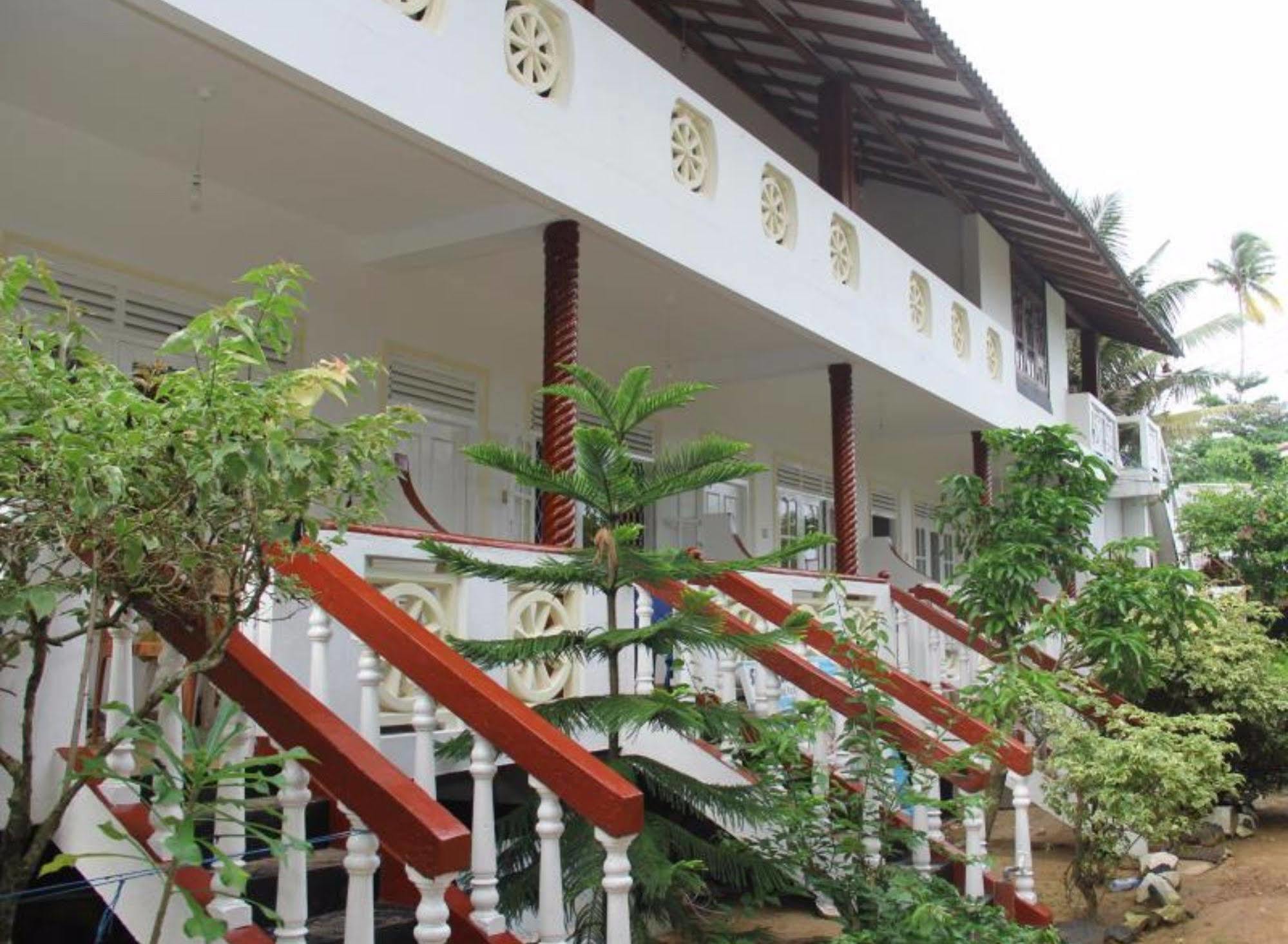 Dinu'S Resort Talaramba Экстерьер фото