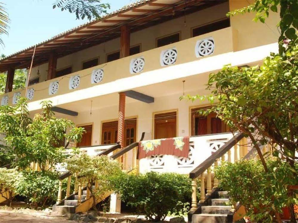 Dinu'S Resort Talaramba Экстерьер фото